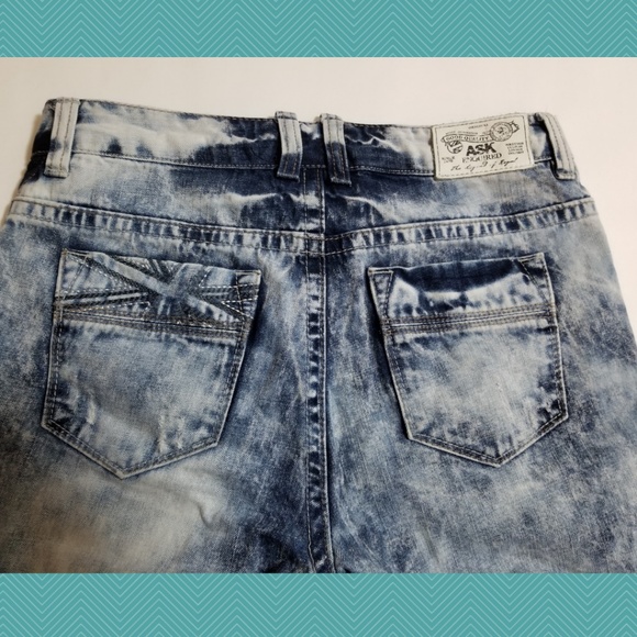 Ask Enquired Acid Wash Jeans Capris | Funky Shorts - Picture 2 of 8